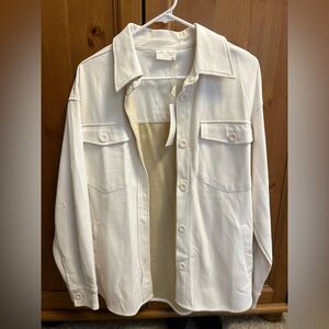 Cream shirt jacket brand Allie Rose size Small